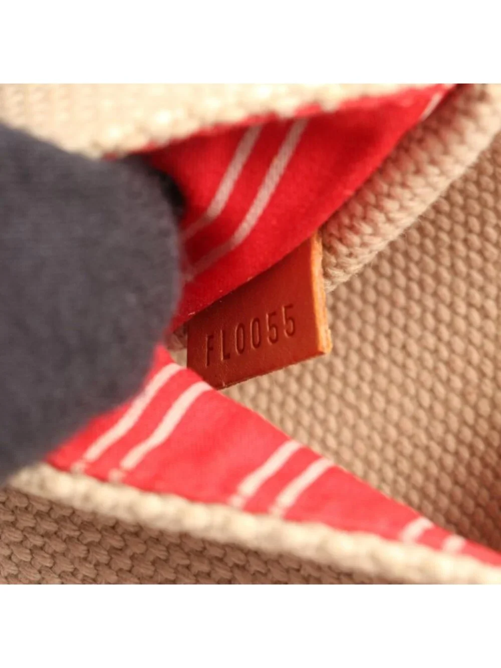 Louis Vuitton Shoulder Bag Besace PM Beige Red Canvas